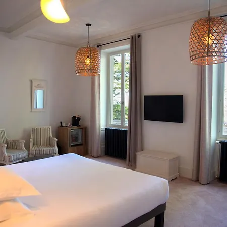 Manoir Le Roure Hotel 4*