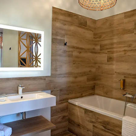 Manoir Le Roure Hotel