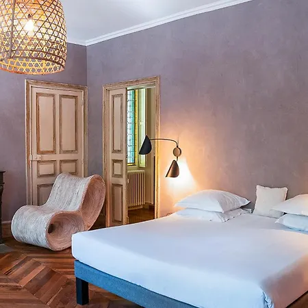 Manoir Le Roure Hotel 4*